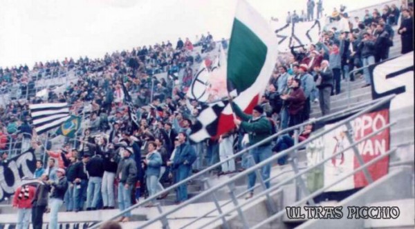 Bologna-Ascoli89-90.jpg
