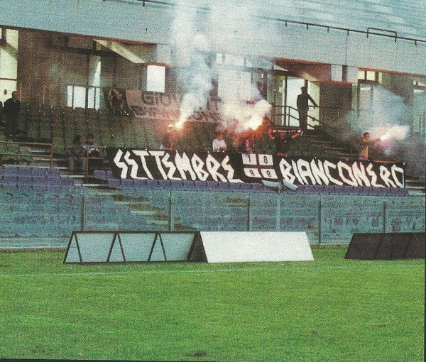 94-95 A Salerno comunque presenti-1.jpg